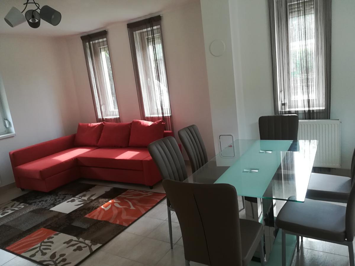 Balatinus Apartmanhaz Siófok Extérieur photo